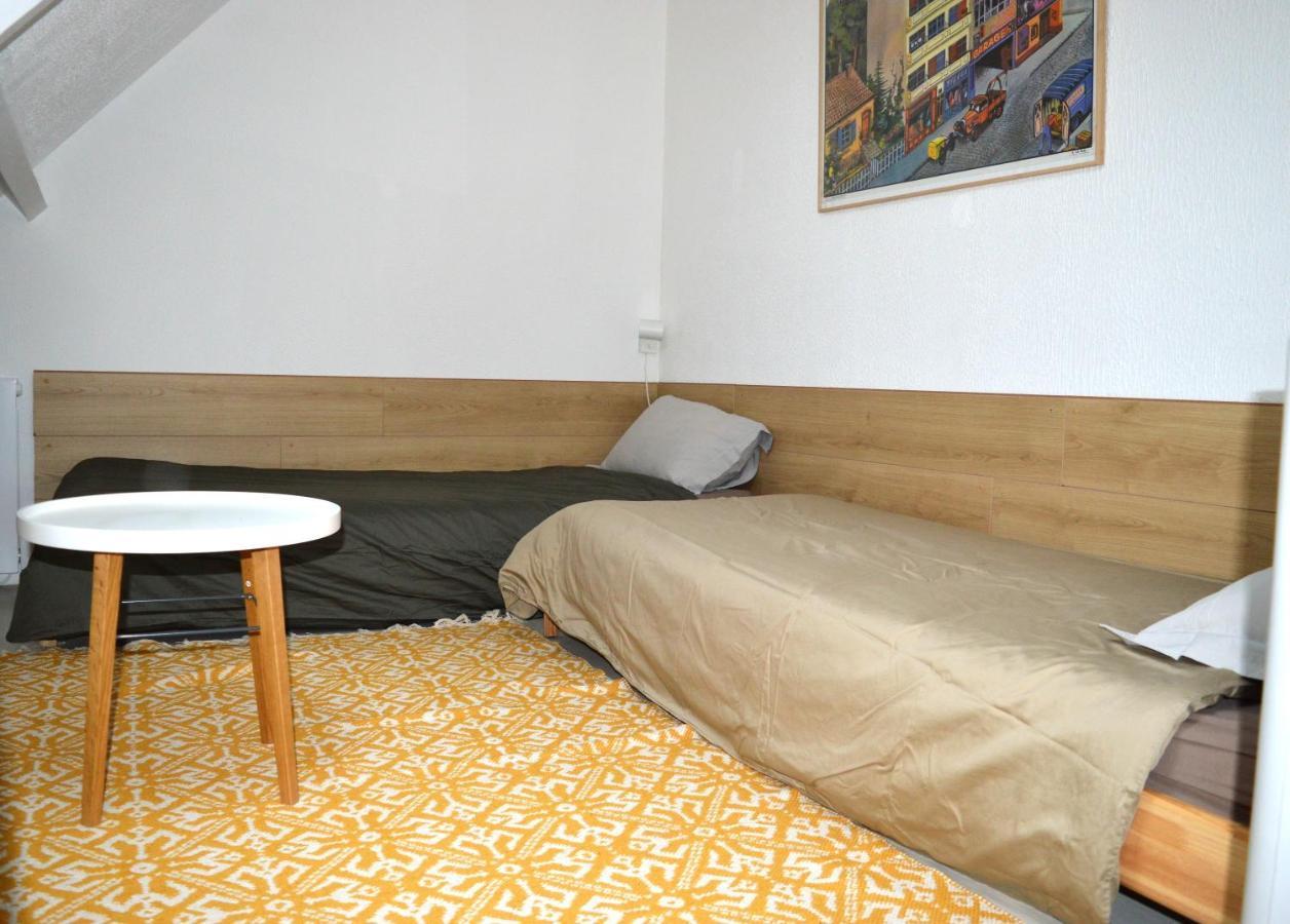 Triplex Avec Jardinet - Wifi - A 400M De La Plage Courseulles-sur-Mer Exterior photo